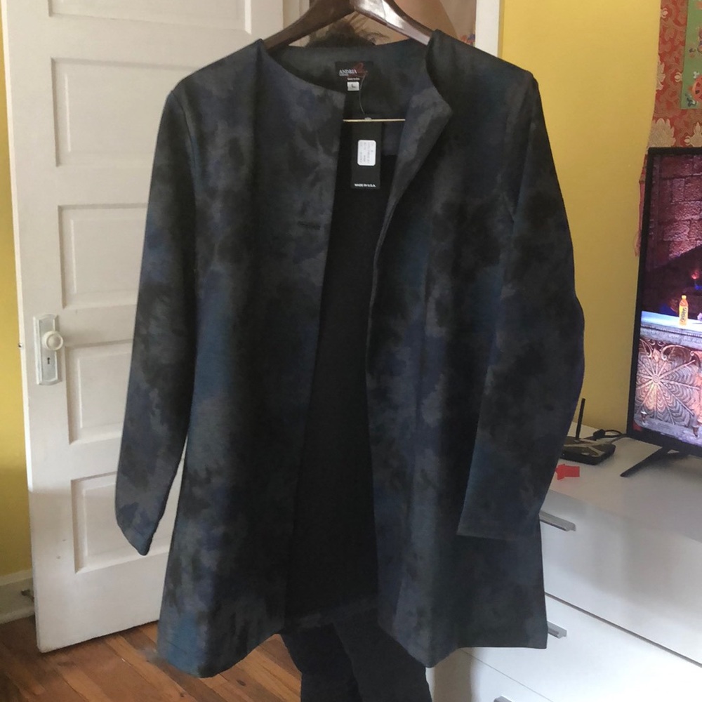 Andria lieu. Jacket